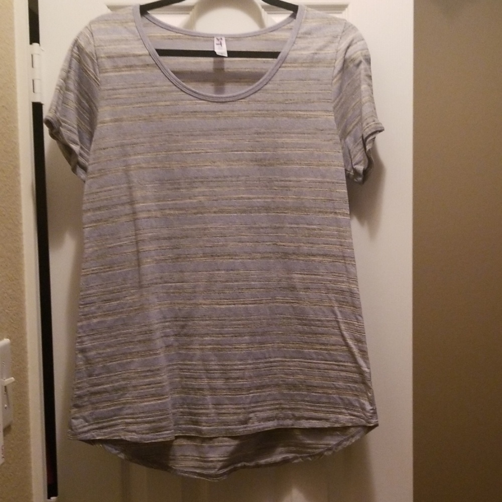 Lularoe Classic Tee